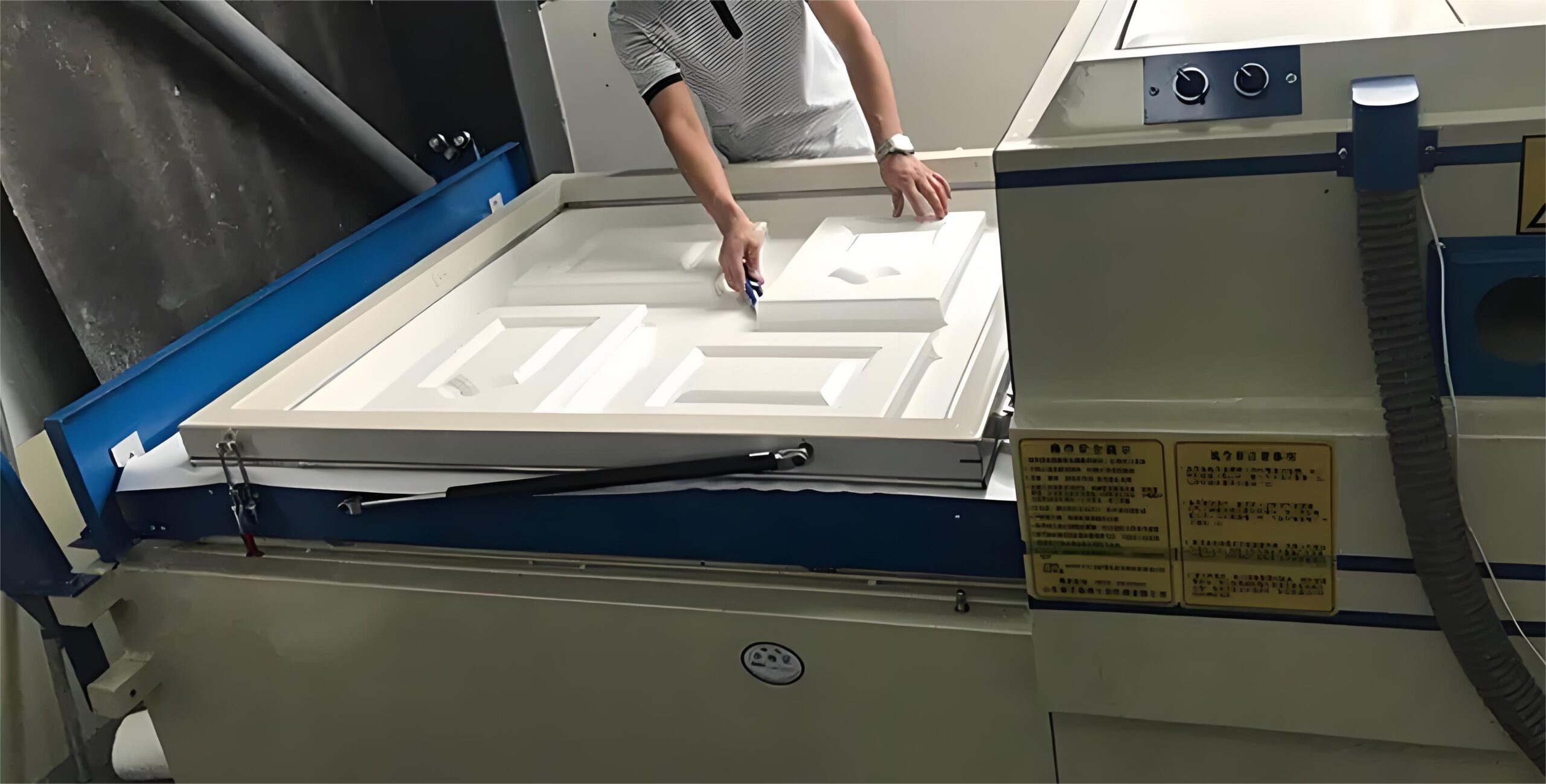 PVC film cutting