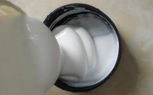 white latex glue