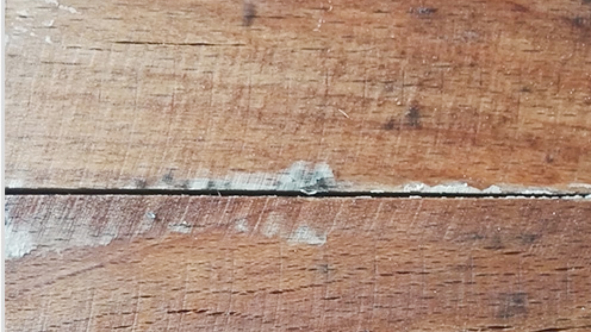 wood cracking